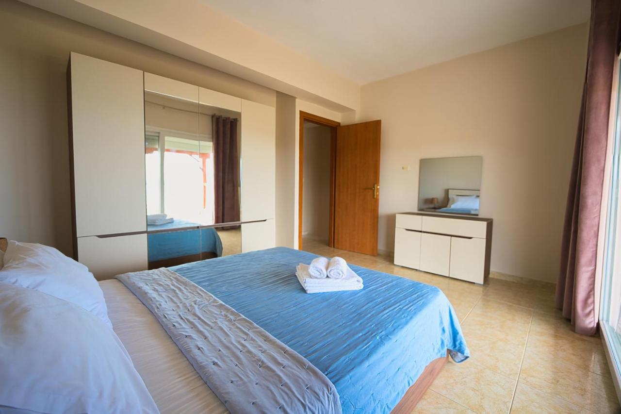 Anelia Villas Sea View Nea Moudania Exterior photo