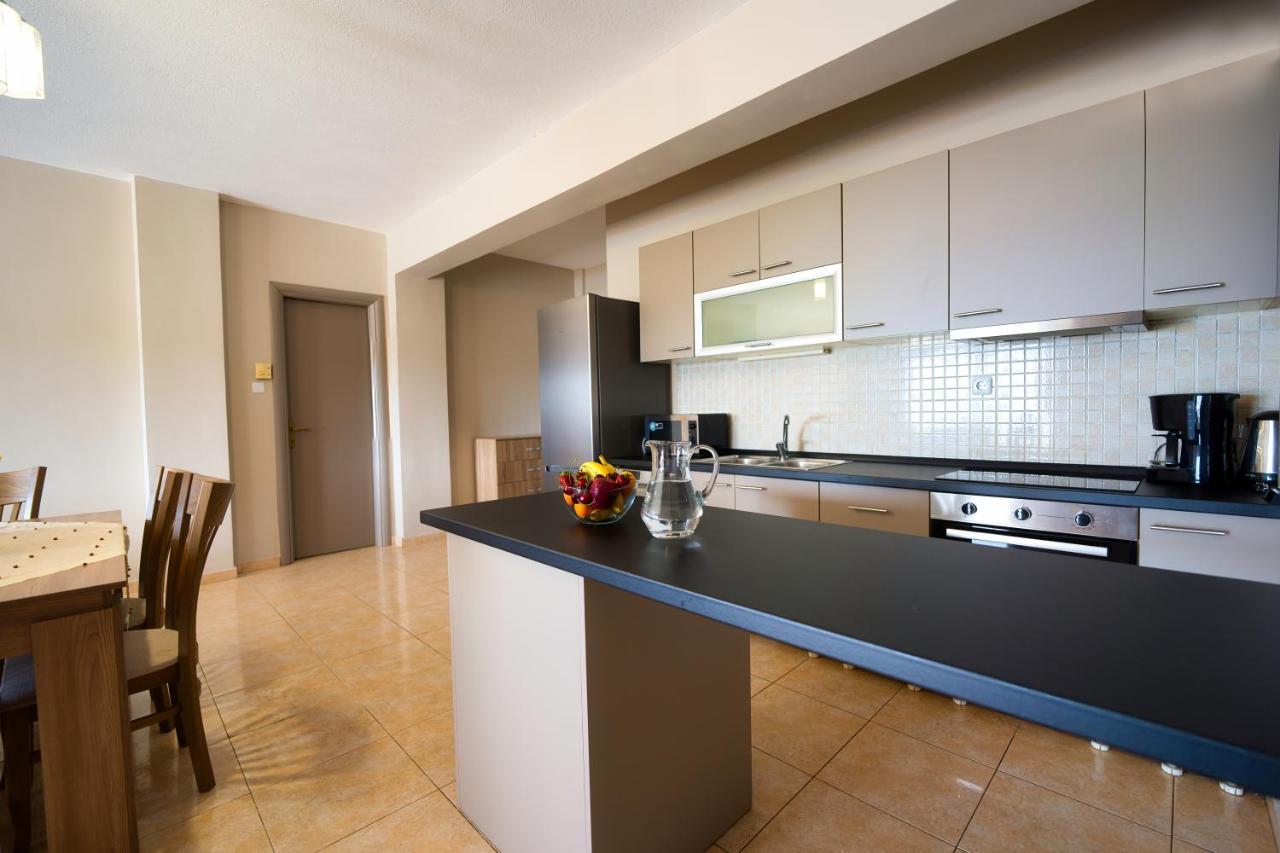 Anelia Villas Sea View Nea Moudania Exterior photo